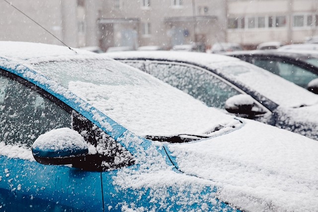car window frozen, snow, icy, frozen windscreen, stock image
